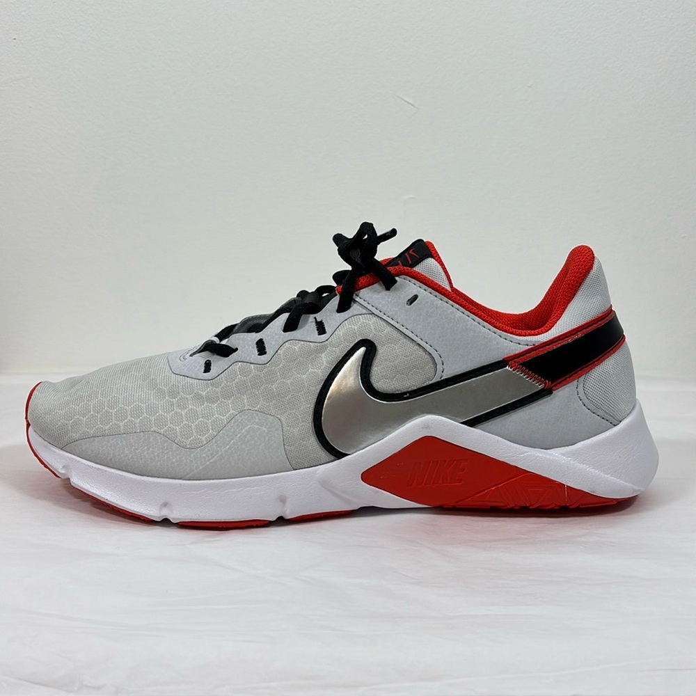 Nike Men's Gray and Red Athletic Shoes